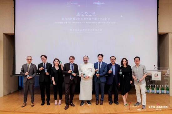 云图片